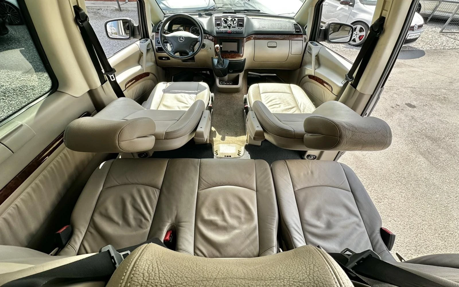 Mercedes-Benz Viano 3.0CDI 204HP LONG 7+ 1, снимка 10 - Бусове и автобуси - 53981178