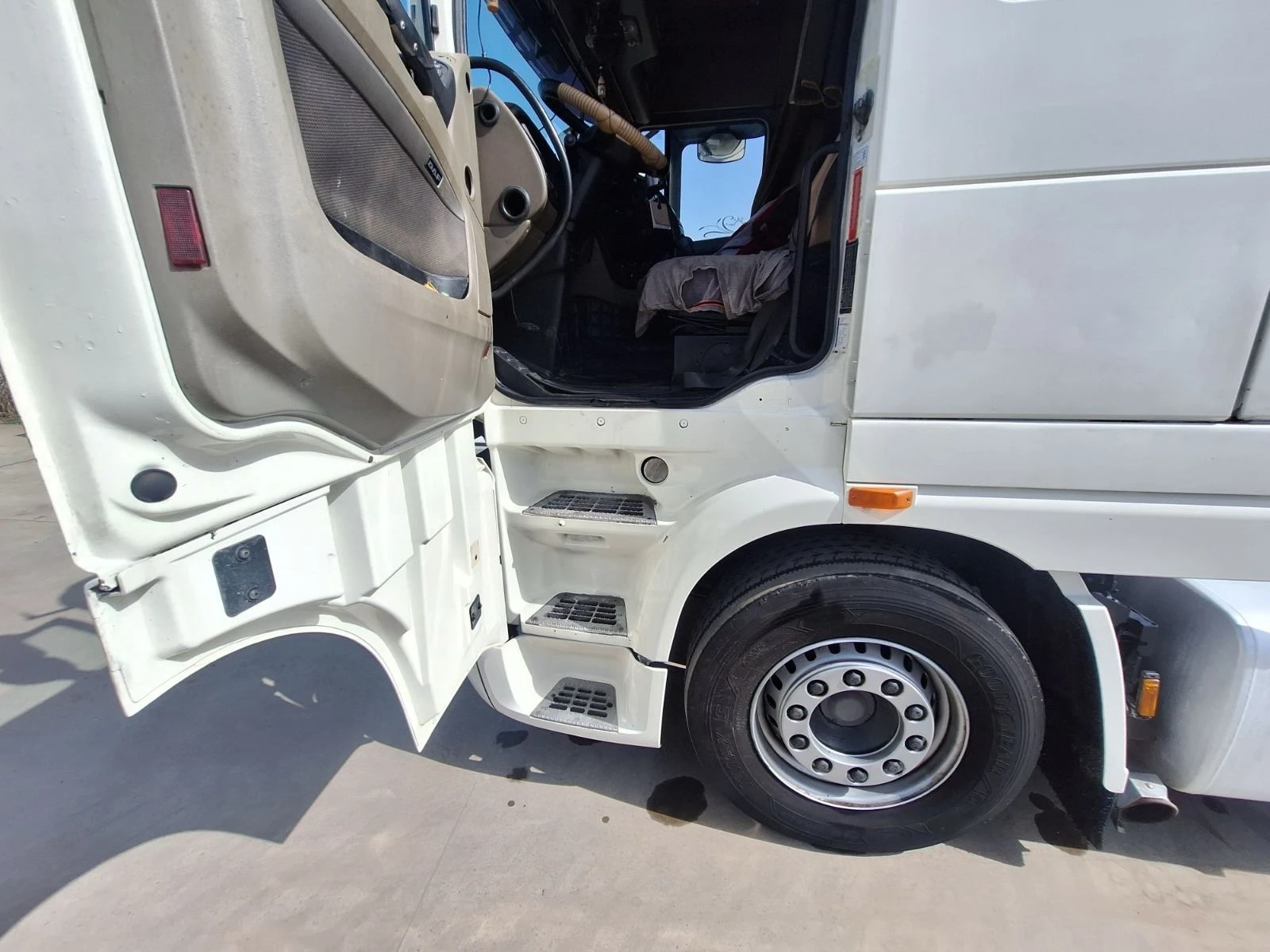 Daf XF 105 FT, снимка 9 - Камиони - 55991489