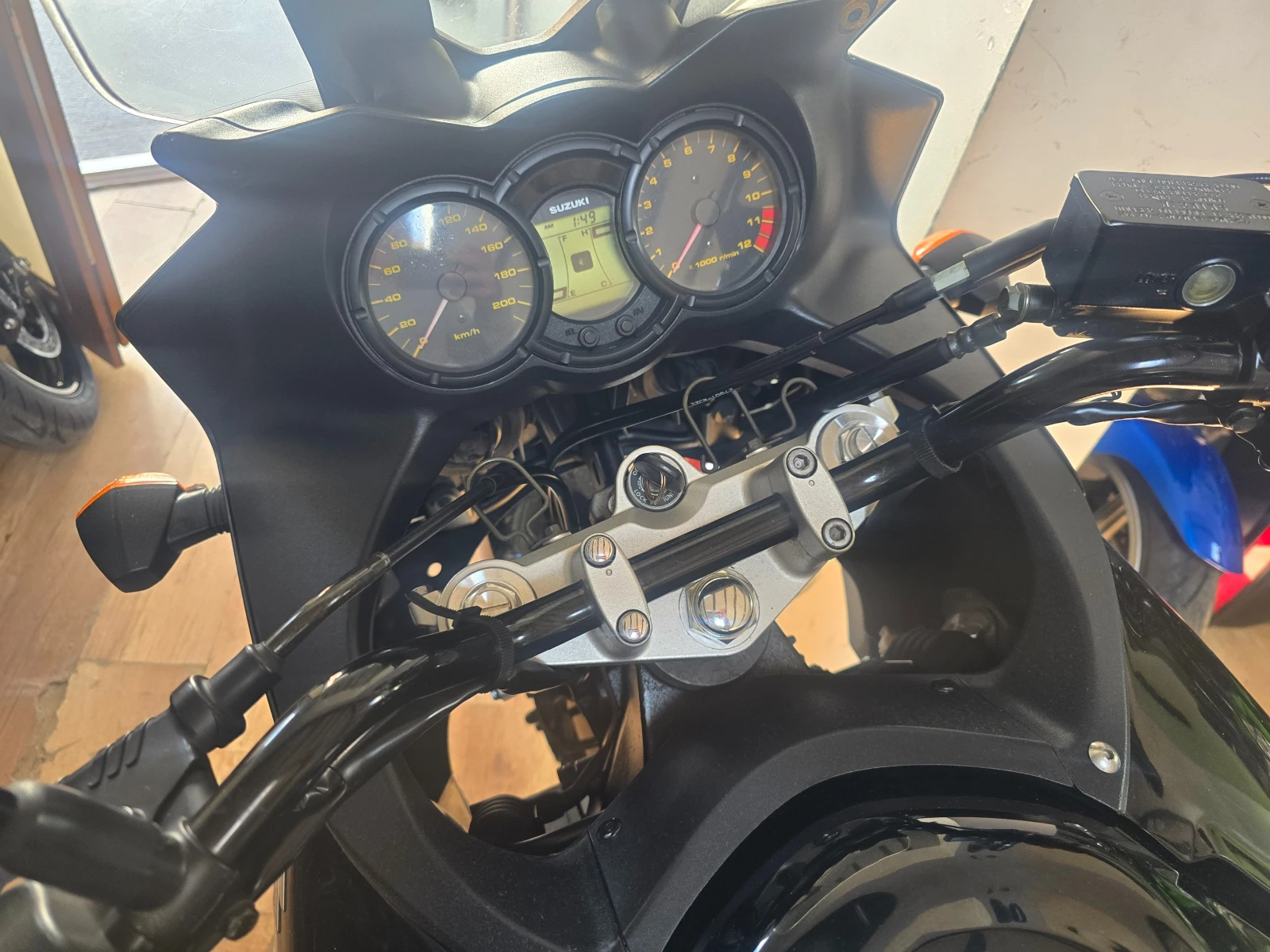 Suzuki V-strom 650 - изображение 6