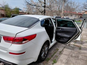 Kia K5, снимка 2