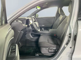 Lexus LBX FWD/136HP/CAM/NAVI/ACC/CPLAY/LED/DIGI/405q, снимка 5