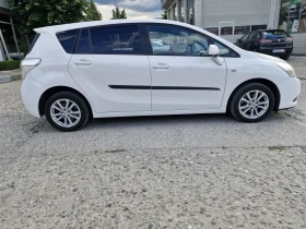 Toyota Verso 2.0D-4D Навигация, Панорама, 7 местна Фулл екстри , снимка 5
