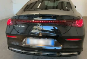 Mercedes-Benz CLA 250 + EQ Technologie Чисто Нов, снимка 3