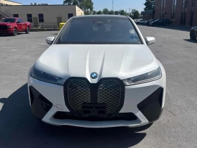 BMW iX xDrive40 | CARFAX | АВТОФИНАНСИРАНЕ, снимка 2