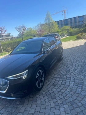 ����� �� �������� �� Audi E-Tron 55