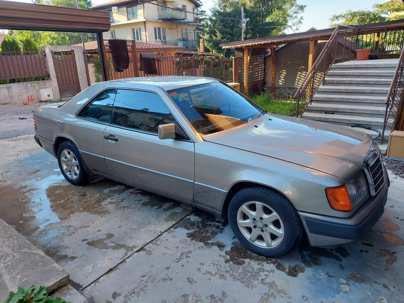 Mercedes-Benz 124 300ce, снимка 12 - Автомобили и джипове - 47094634