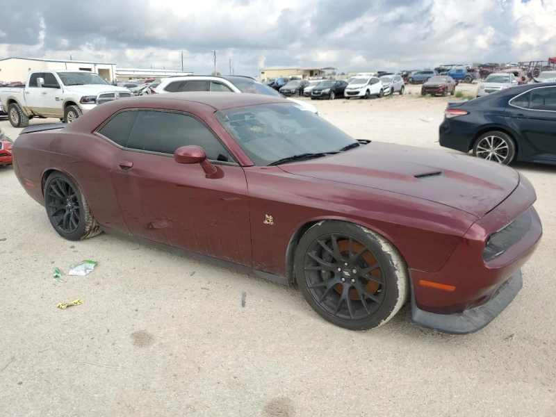 Dodge Challenger R/T 392 6.4L, снимка 4 - Автомобили и джипове - 47673456