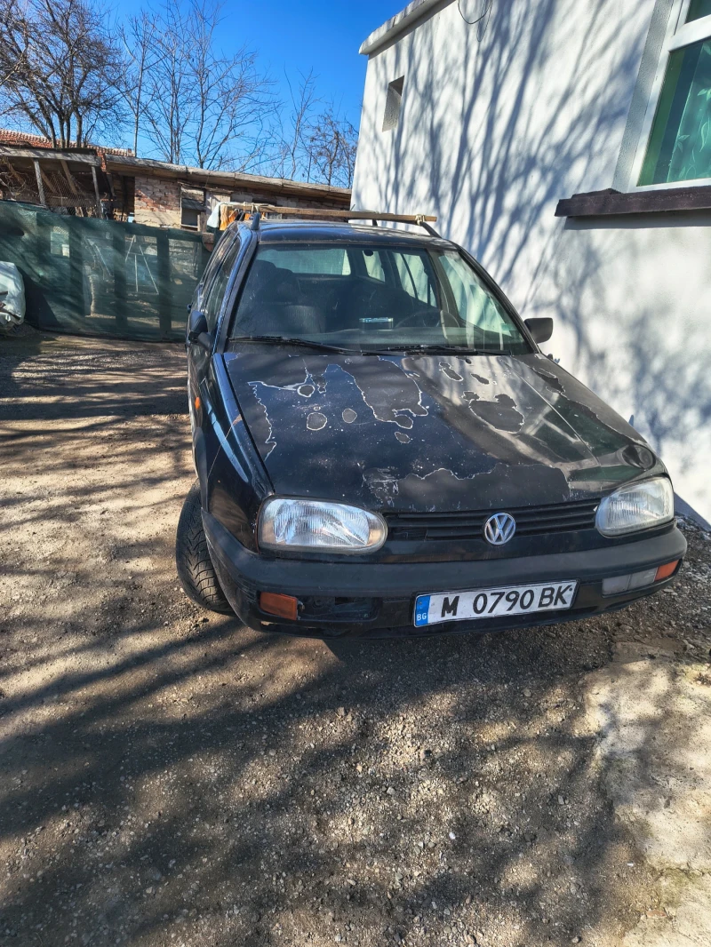 VW Golf, снимка 1 - Автомобили и джипове - 48993241