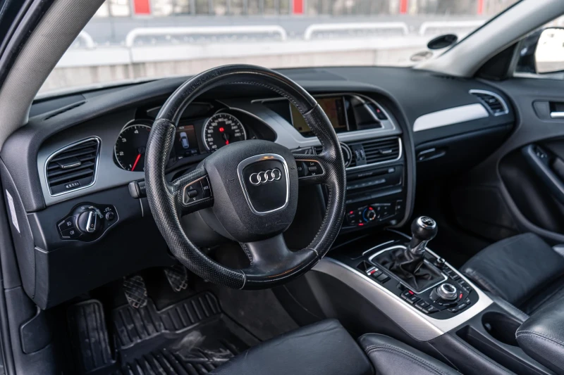 Audi A4 B8 2.0 TDI, снимка 9 - Автомобили и джипове - 49136851