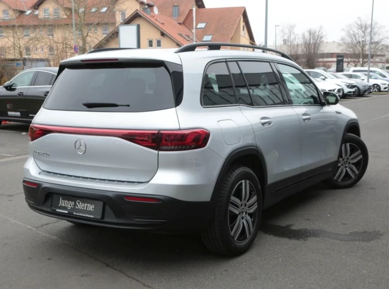 Mercedes-Benz EQB 250 Night Distr Kamera, снимка 2 - Автомобили и джипове - 52662980