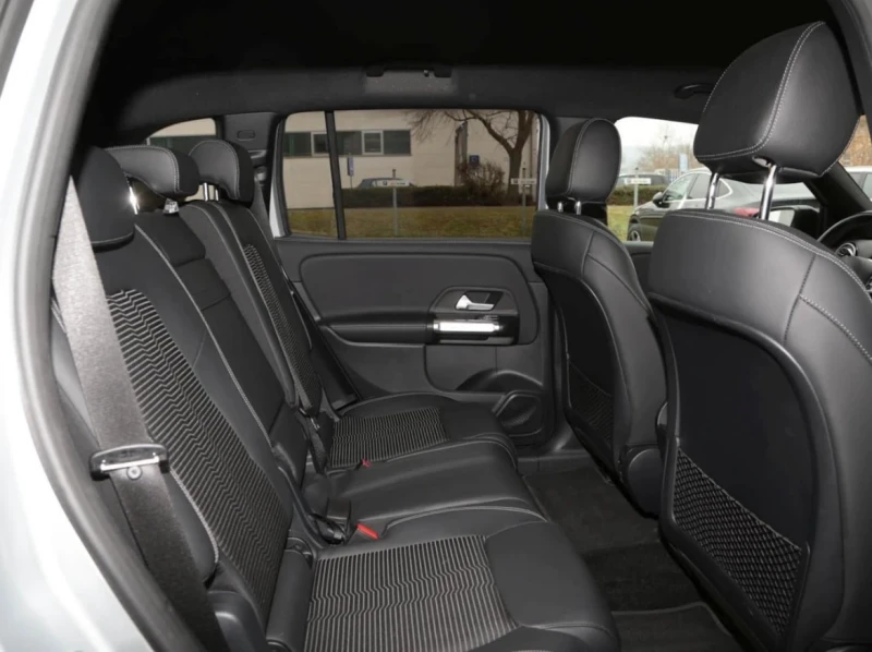 Mercedes-Benz EQB 250 Night Distr Kamera, снимка 9 - Автомобили и джипове - 52662980