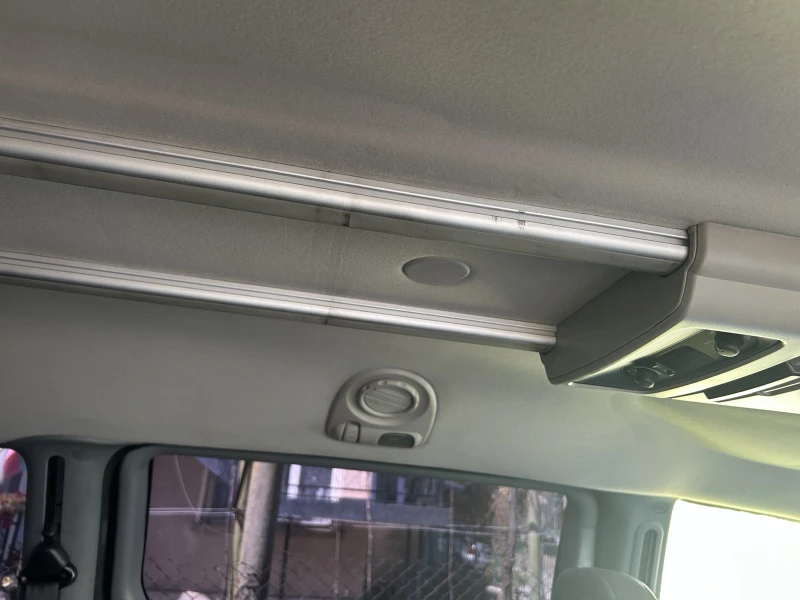 Chrysler Gr.voyager Limited XS, снимка 9 - Автомобили и джипове - 51727666