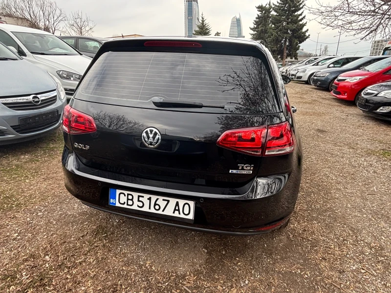 VW Golf 1.4 TGI, снимка 7 - Автомобили и джипове - 50314331