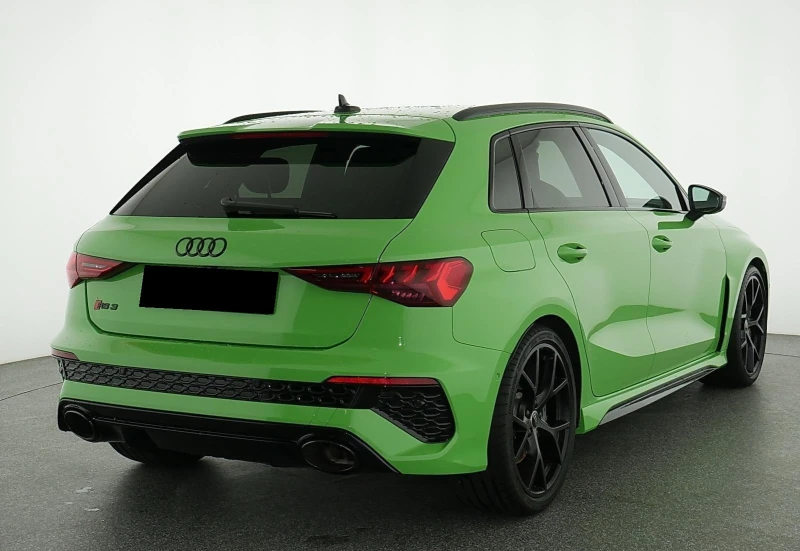 Audi Rs3 2.5 TFSI/CERAMIC/ DYNAMIC/B&O/ MATRIX/ BLACK OPTIC, снимка 7 - Автомобили и джипове - 51224009