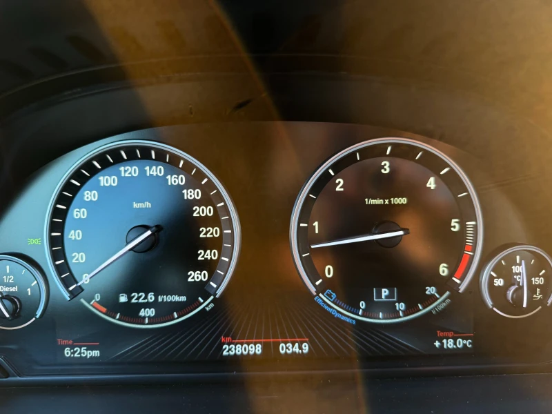 BMW 530 LUXURY Head-Up LCI X-Drive, снимка 10 - Автомобили и джипове - 52621734