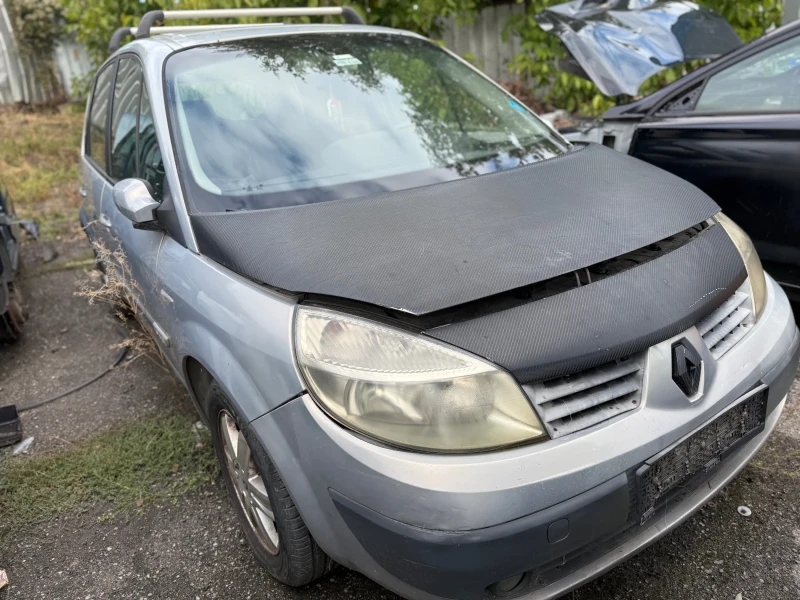 Renault Scenic, снимка 6 - Автомобили и джипове - 52009450
