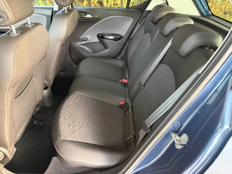 Opel Corsa 1.4 АВТОМАТИК, снимка 9 - Автомобили и джипове - 52836291