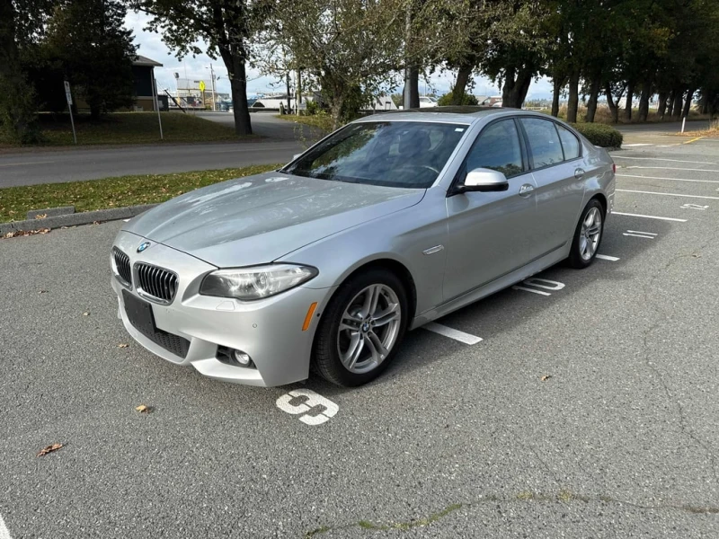 BMW 528 * 4dr Sdn 528i xDrive AWD * CARFAX * ЦЕНА ДО БГ
