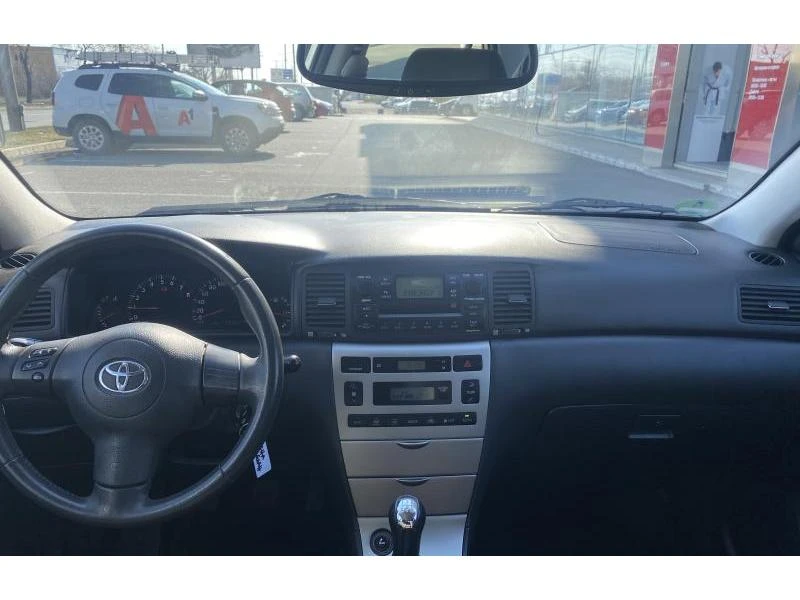 Toyota Corolla 1.6 Linea sol MT, снимка 14 - Автомобили и джипове - 49223626