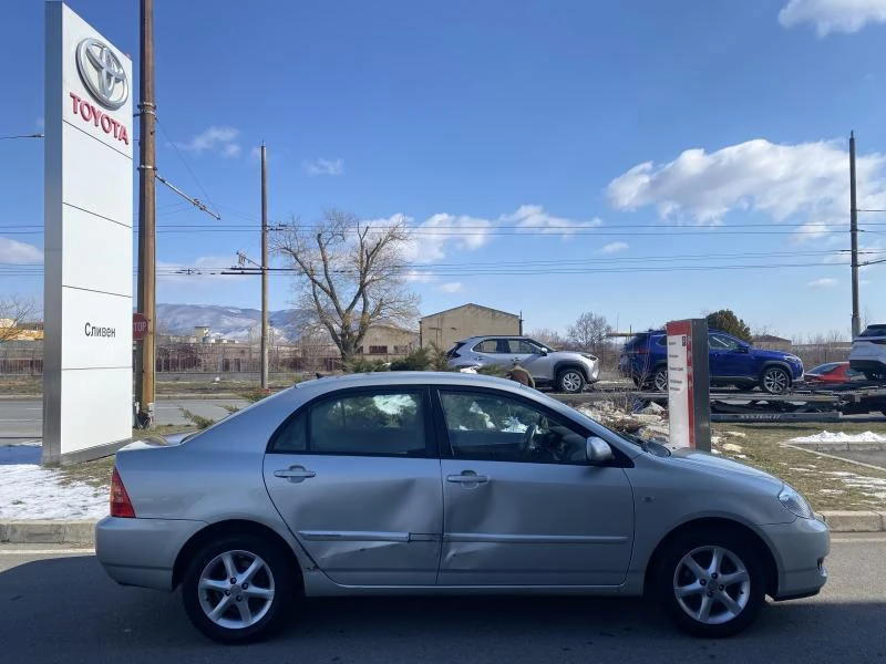 Toyota Corolla 1.6 Linea sol MT, снимка 3 - Автомобили и джипове - 49223626