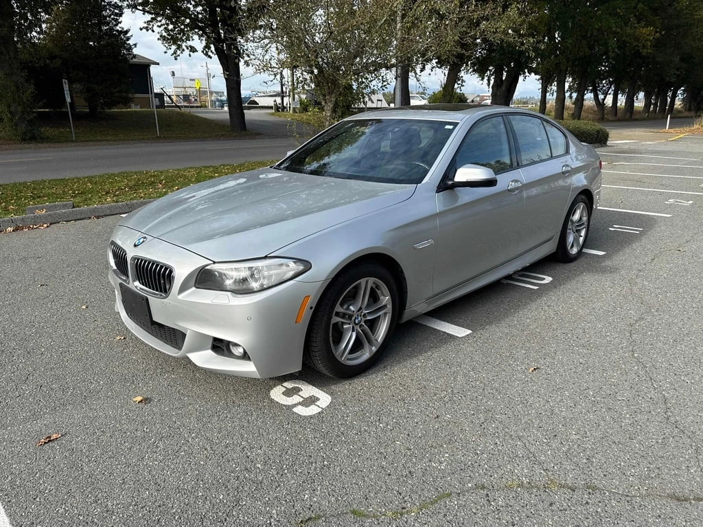 BMW 528 * 4dr Sdn 528i xDrive AWD * CARFAX * ЦЕНА ДО БГ, снимка 1