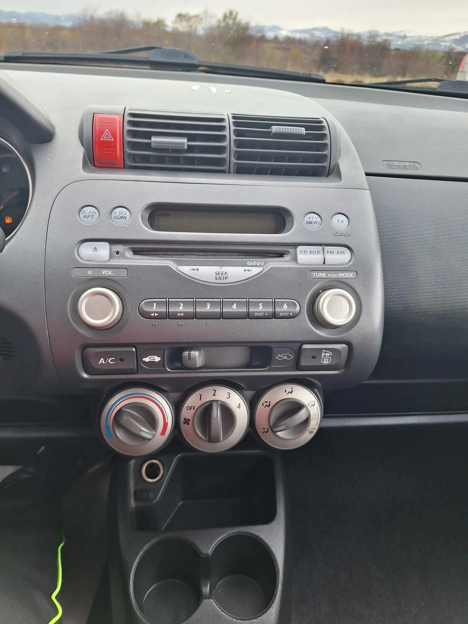 Honda Jazz 1.2i klima | Mobile.bg — изображение 14