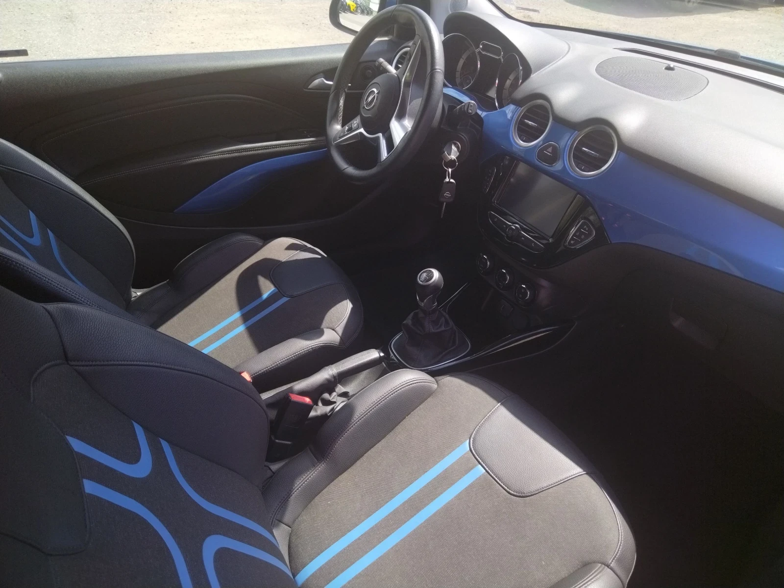 Opel Adam 6 скорости, full екстри, топ състояние.  - изображение 10