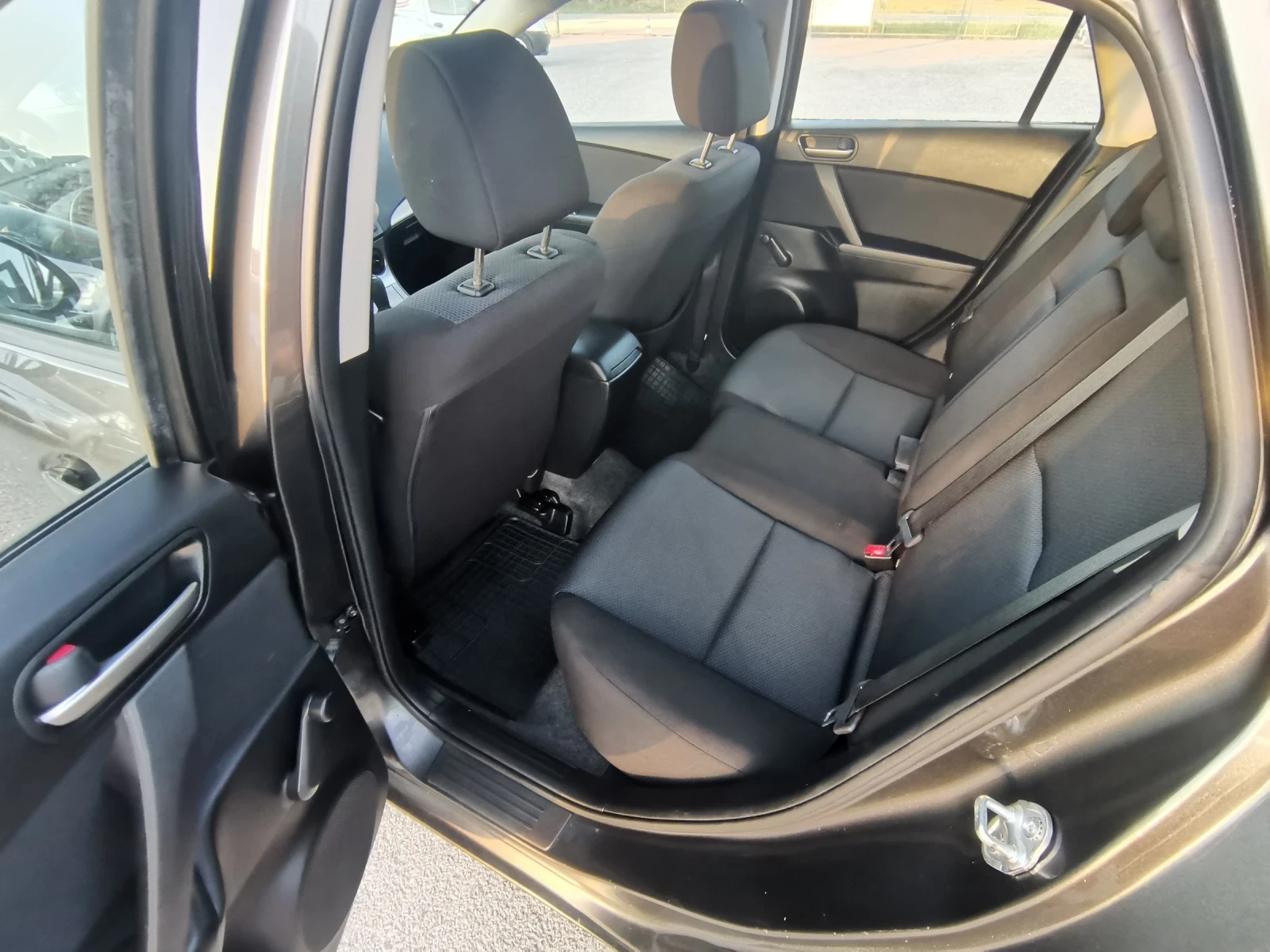 Mazda 3 1.6i Face Lift | Mobile.bg   11