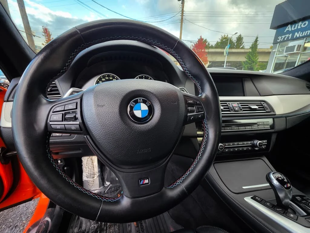 BMW M5 | Mobile.bg   11