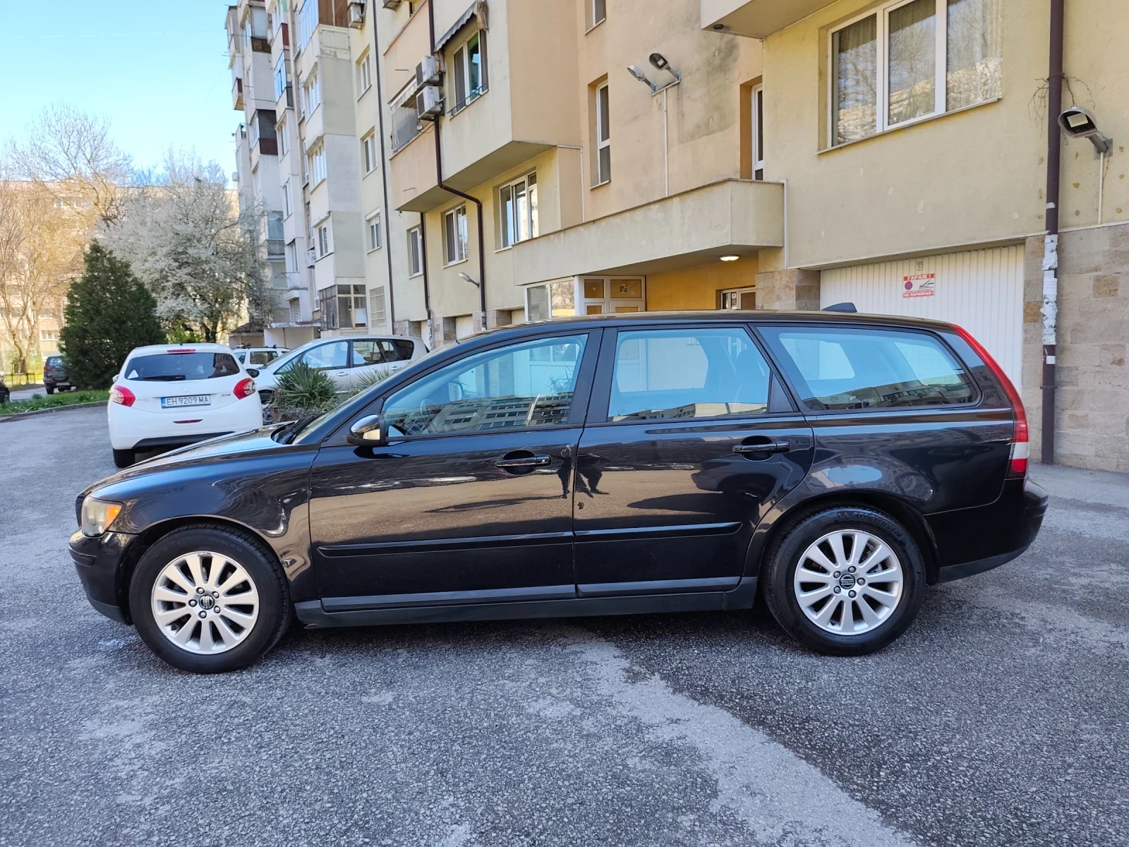 Volvo V50 1.6D * КЛИМАТРОНИК* !ТОП!!, снимка 2 - Автомобили и джипове - 53981130