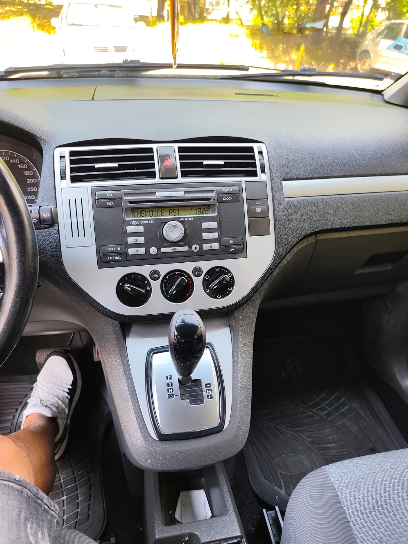 Ford C-max 1.6D  !АВТОМАТИК!!* КЛИМАТИК* !ТОП!!, снимка 15 - Автомобили и джипове - 55844796