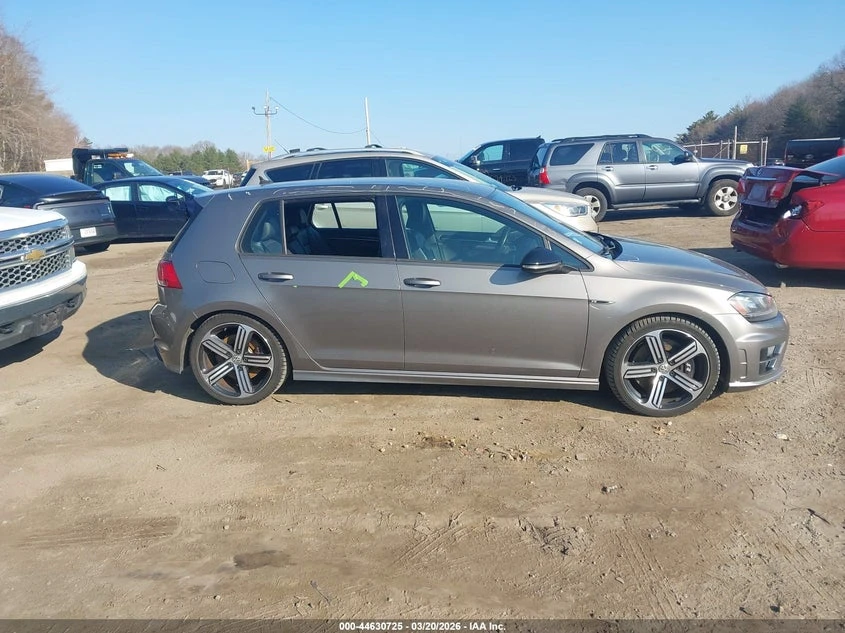 VW Golf Plus 2.0l Volkswagen Golf R 4-Door, снимка 13 - Автомобили и джипове - 54141685