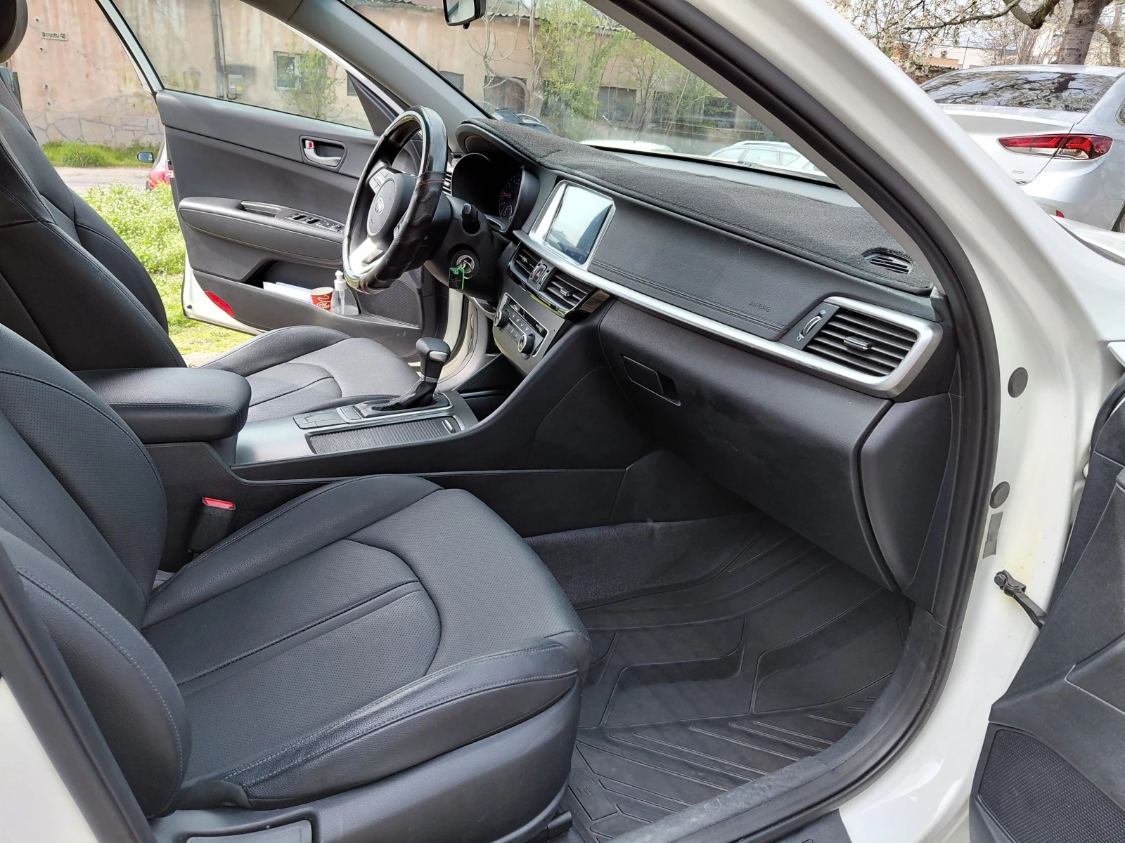 Kia K5, снимка 14 - Автомобили и джипове - 54315607