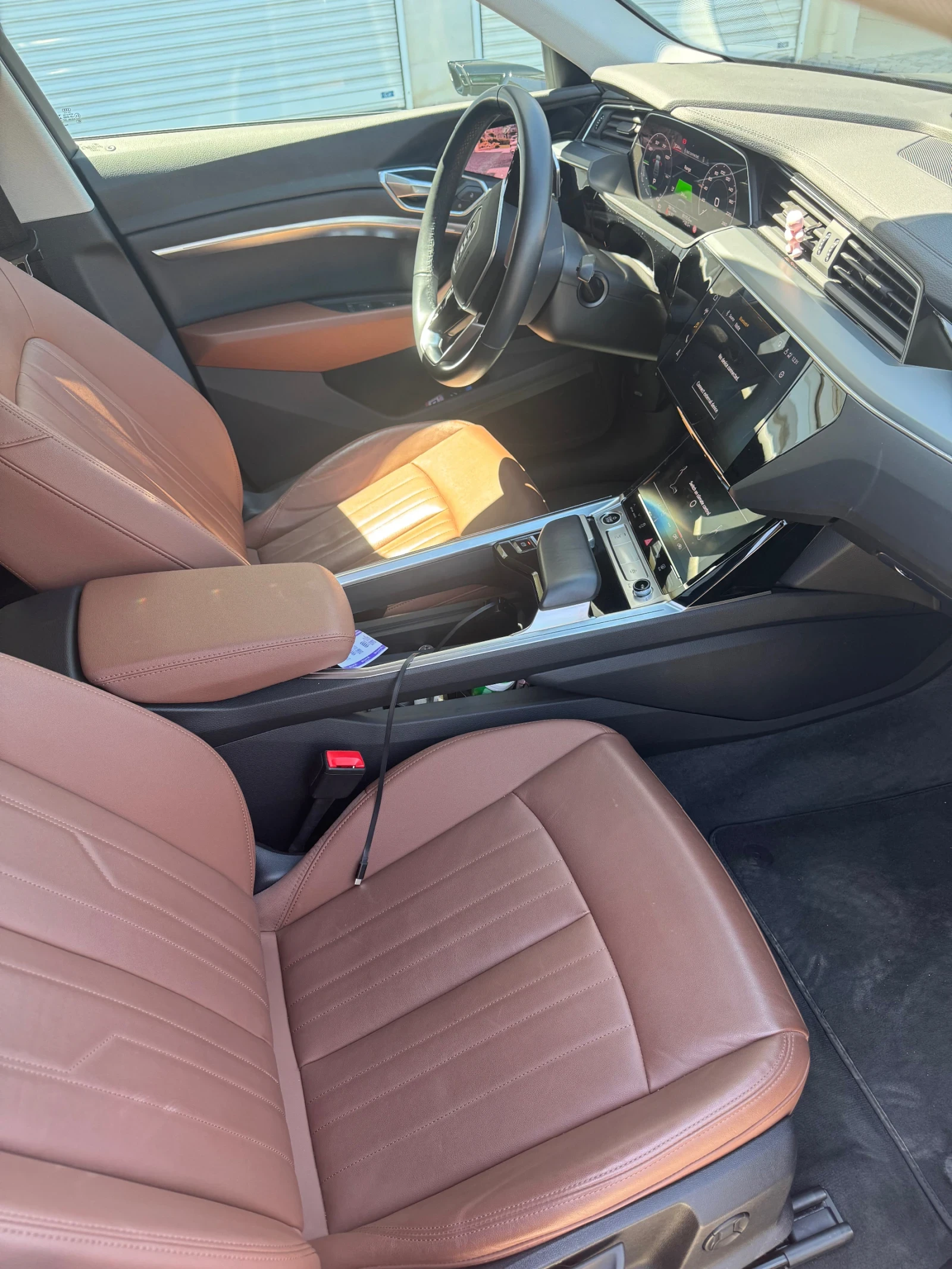 Audi E-Tron 55, снимка 16 - Автомобили и джипове - 54315688