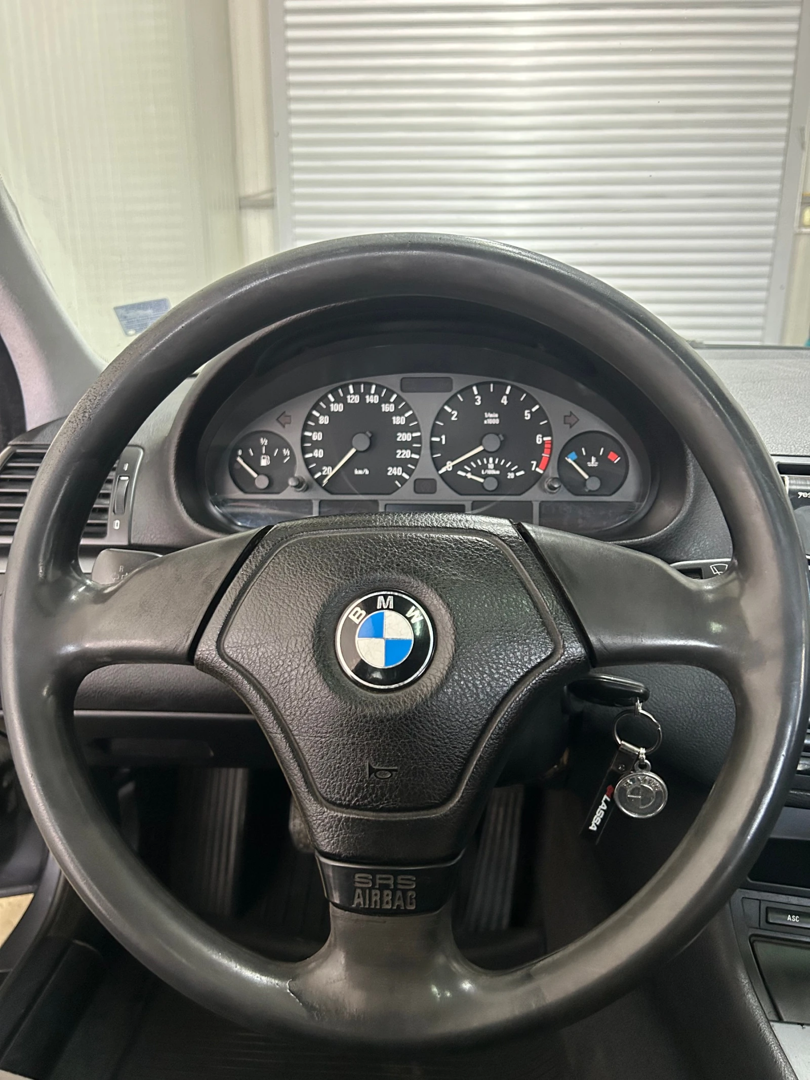 BMW 316, снимка 10 - Автомобили и джипове - 54481994