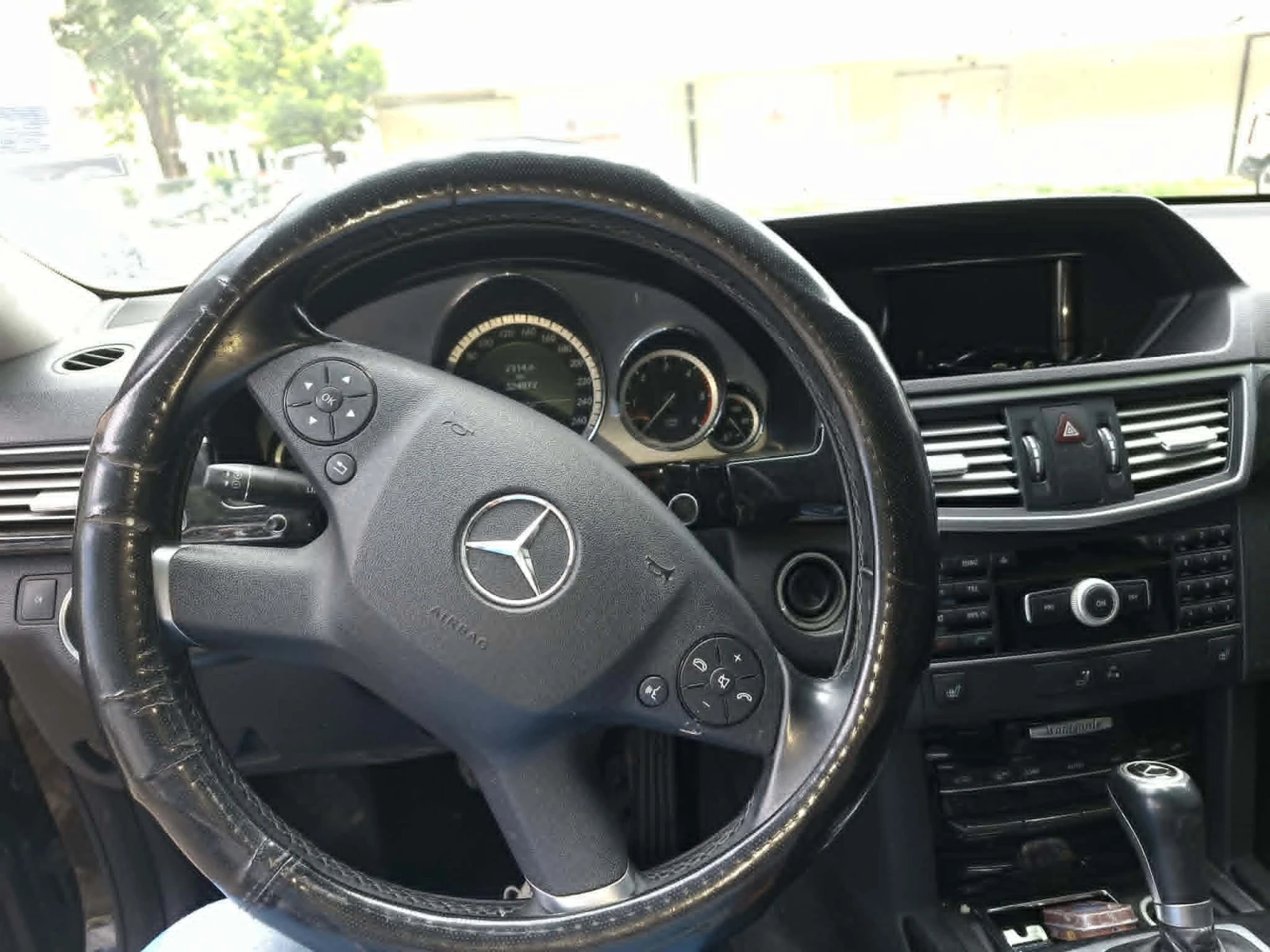 Mercedes-Benz E 220 CDI, снимка 7 - Автомобили и джипове - 54551953