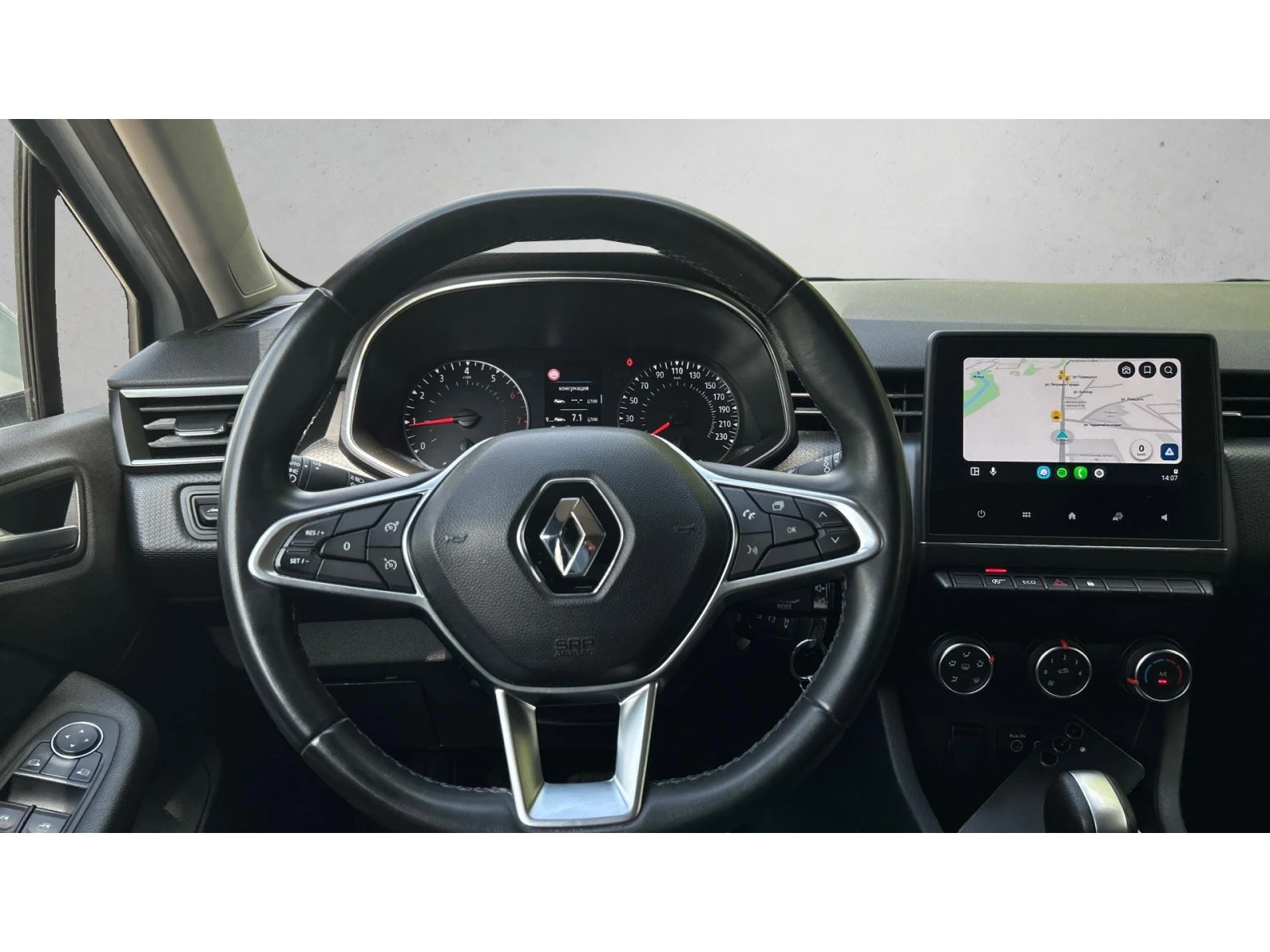 Renault Clio 1.0 TCe 100 A/T, Месечна вноска от 188  , снимка 14 - Автомобили и джипове - 54609405
