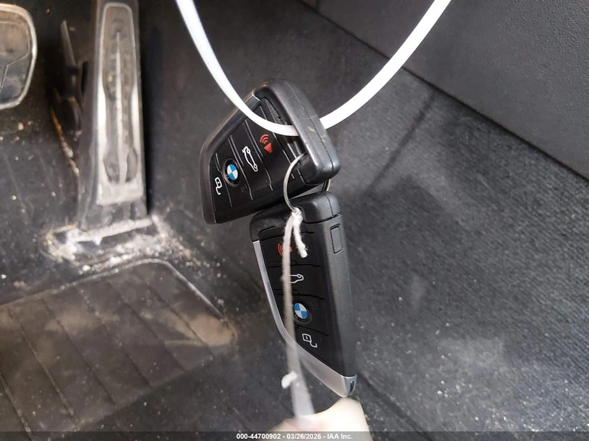 BMW M3 3.0l 40I 40I xDrive, снимка 11 - Автомобили и джипове - 54756263