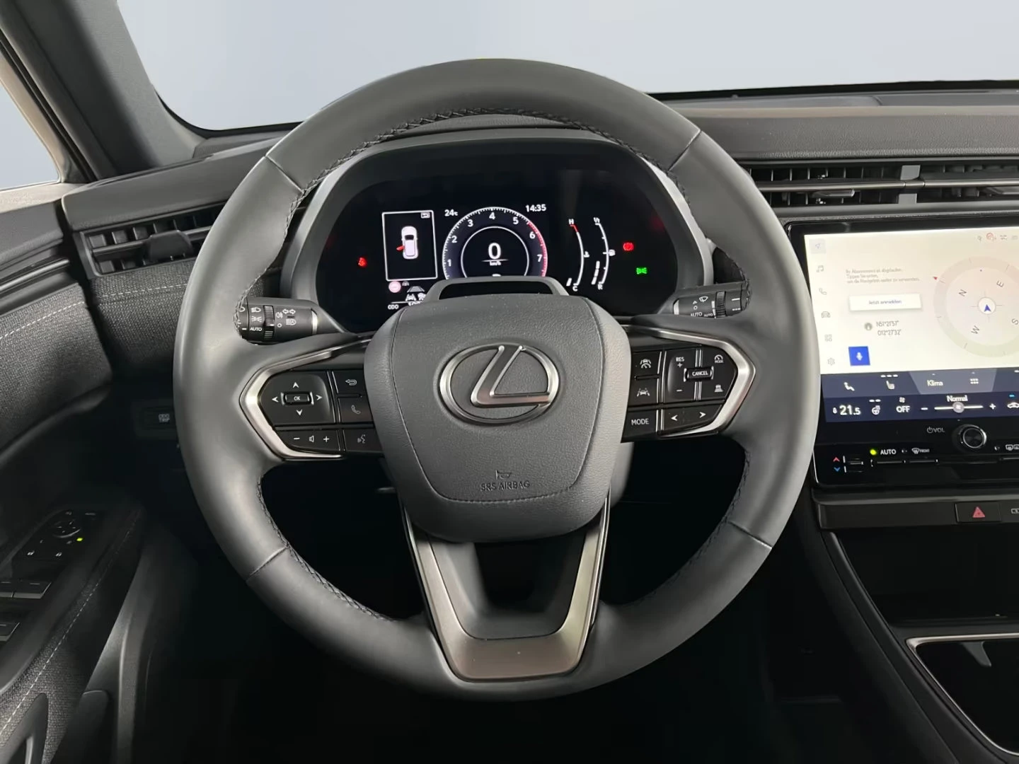 Lexus LBX FWD/136HP/CAM/NAVI/ACC/CPLAY/LED/DIGI/405q, снимка 7 - Автомобили и джипове - 54915143