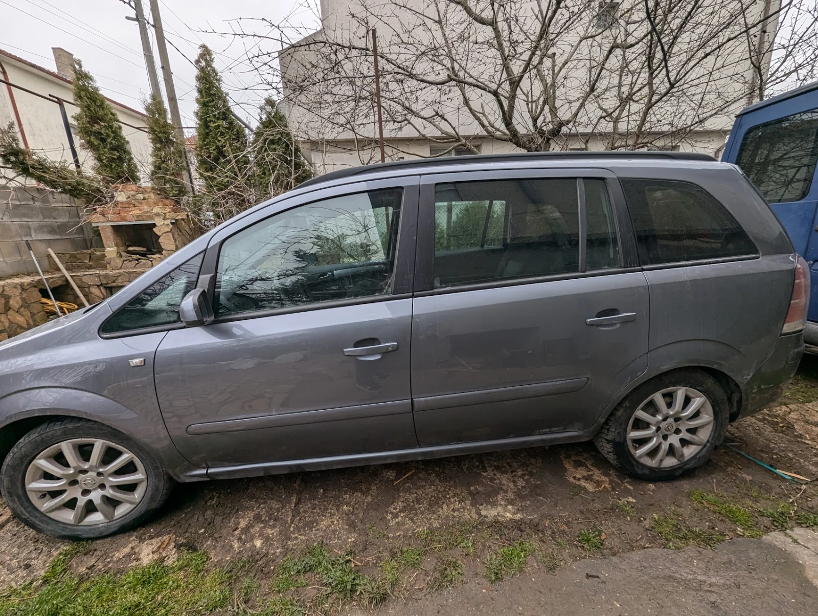 Opel Zafira 1.8i LPG, снимка 4 - Автомобили и джипове - 54954599