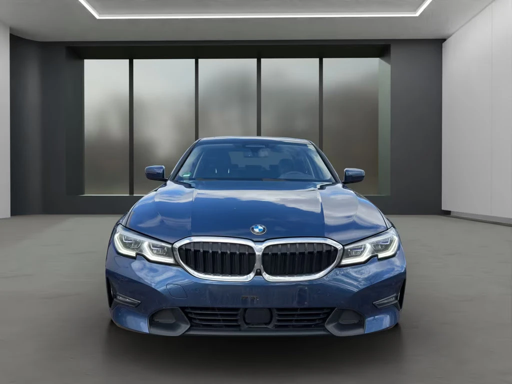 BMW 330 d/xDRIVE/286HP/SPORT LINE/LASER/360/651z, снимка 2 - Автомобили и джипове - 55442295