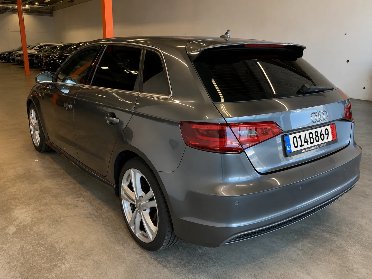 Audi A3 1.4 TGI S line Sportpaket, снимка 4 - Автомобили и джипове - 55829841