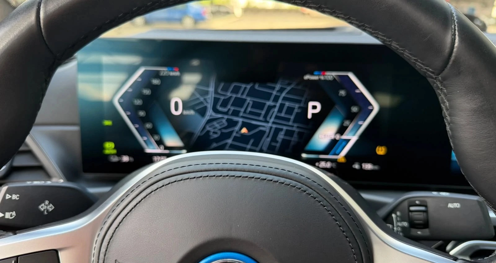 BMW i4 83.9 kWh eDrive 40, снимка 8 - Автомобили и джипове - 56700336