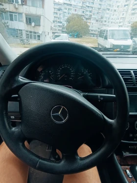 Mercedes-Benz ML 270 2.7, снимка 10