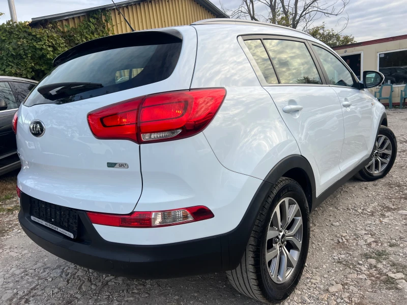 Kia Sportage FACELIFT 1.6 B/GPL, снимка 2 - Автомобили и джипове - 47779400