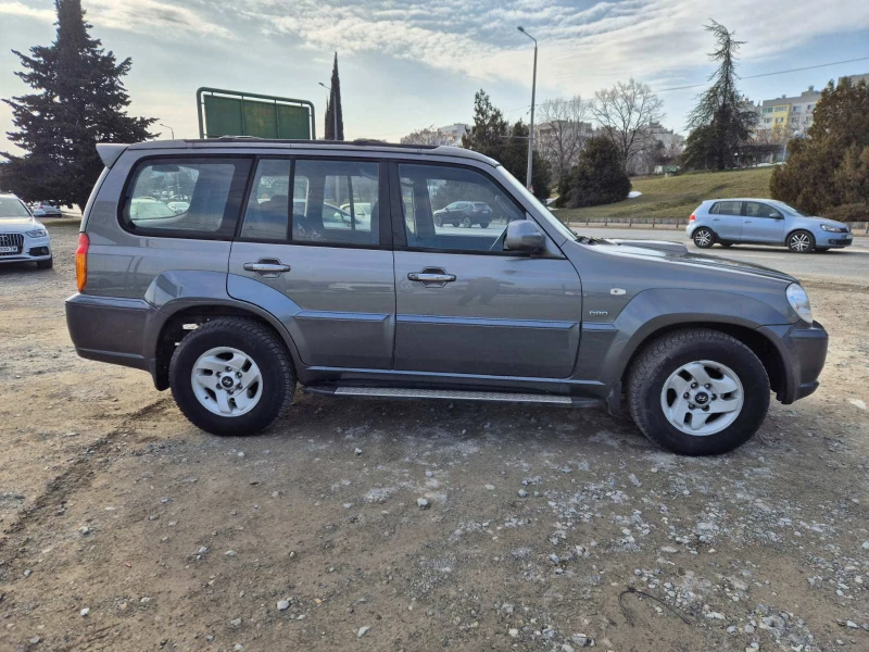 Hyundai Terracan 2.9CRDI 4WD, снимка 6 - Автомобили и джипове - 49259539