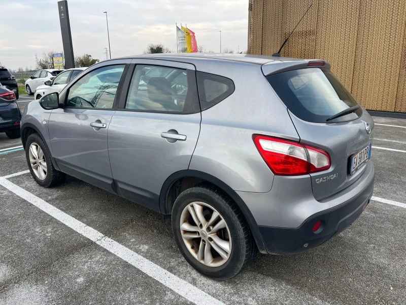 Nissan Qashqai (КАТО НОВА)^(АГУ), снимка 5 - Автомобили и джипове - 52632006