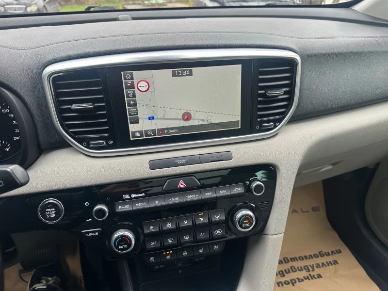 Kia Sportage 2.0CRDI 185k.c.Platinum edition Сервизна книжка, снимка 15 - Автомобили и джипове - 53028589