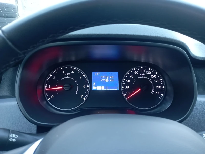 Dacia Duster 1.6Газ, Нави, Евро 6D, снимка 13 - Автомобили и джипове - 53163398