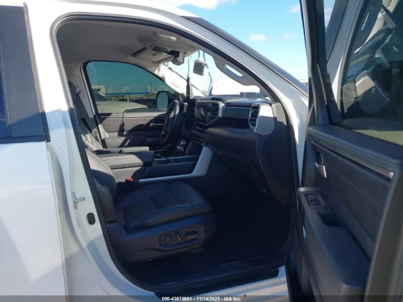 Toyota Tundra 3.4l Sr5, снимка 5 - Автомобили и джипове - 53453769